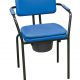 HERDEGEN - 300323 La chaise New Club associe ergonomie et confort d'utilisation grâce à son assise. Elle est proposée avec un dossier confort rembourré et, au choix, un bouchon obturateur exclusif ou une galette pleine. Le seau se retire par le dessus, en soulevant l'assise.