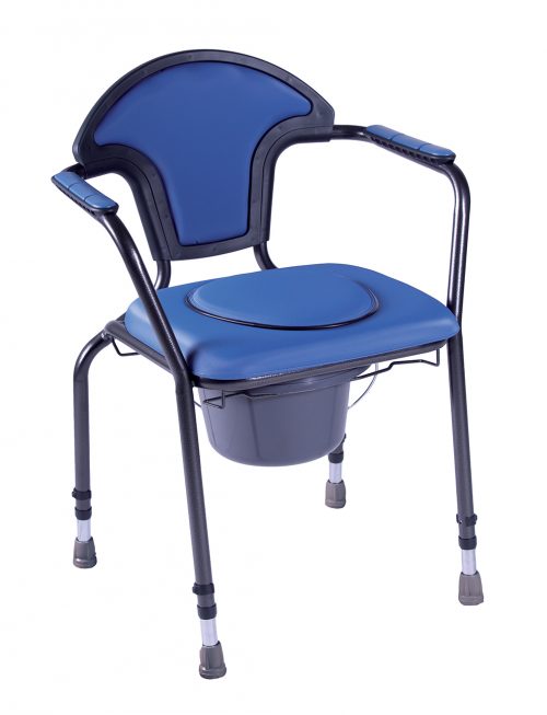 La chaise New Club associe ergonomie et confort d'utilisation grâce à son assise.